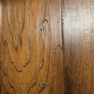 KENDRA SCOTT Elegant Gold Necklace with Stone